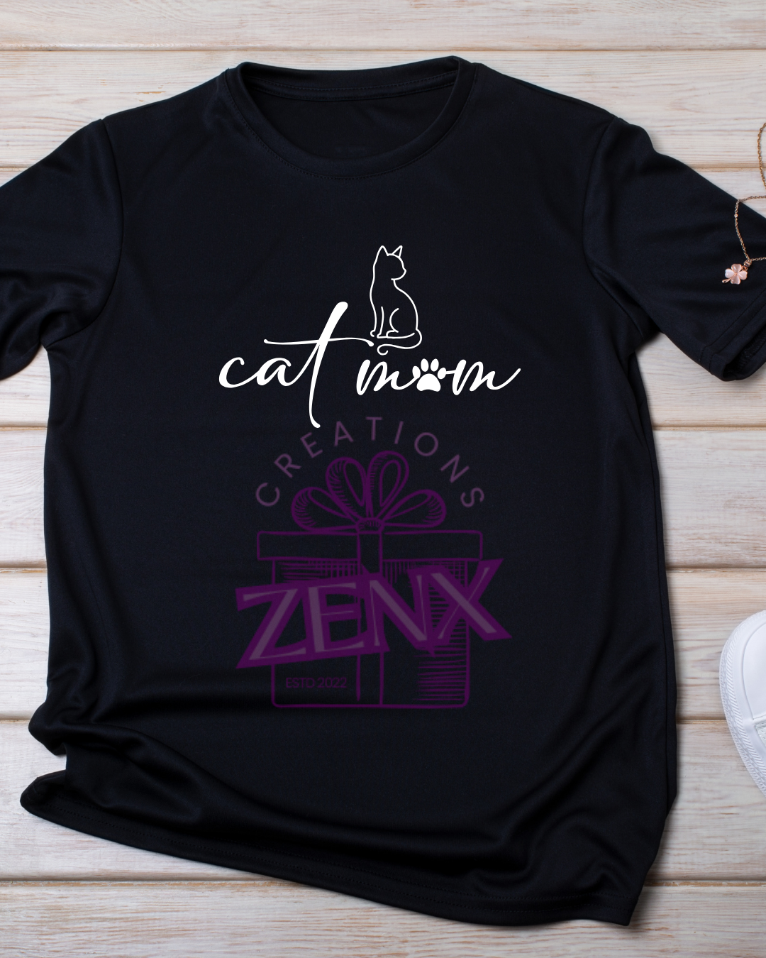Cat Mom T-Shirt — Black